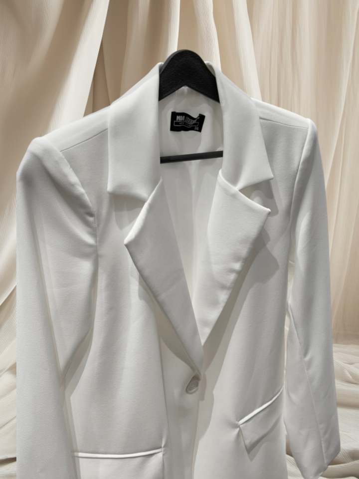 Slim Fit Kesim Tek Düğmeli Ceket